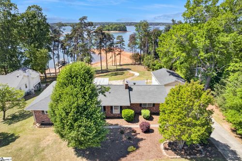 1111 Liberty Roe, Anderson, SC, 29626-6422 | Card Image