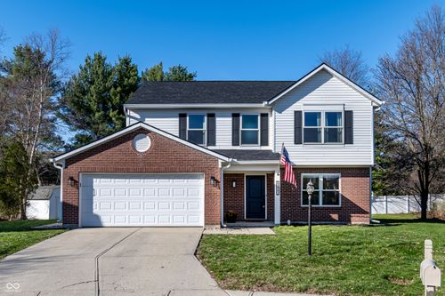 13992 Wakefield Pl, Fishers, IN, 46038-4515 | Card Image