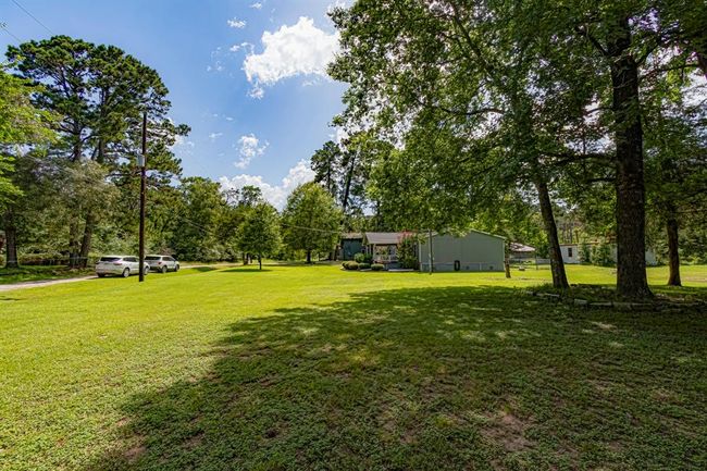 142 Hounds Chase Dr, House other with 3 bedrooms, 2 bathrooms and 2 parking in Trinity TX | Image 24