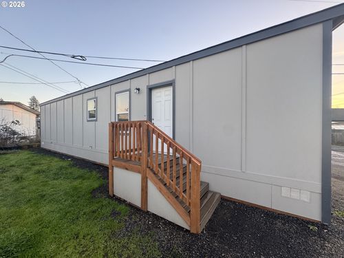 r-1085 W 1st Ave, Junction City, OR, 97448-1080 | Card Image