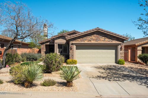 2448 N Expedition Dr, Washington, UT, 84780-2060 | Card Image