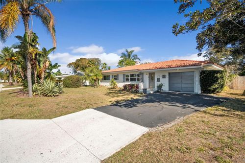 610 Palm Ave, BELLEAIR, FL, 33756-1519 | Card Image