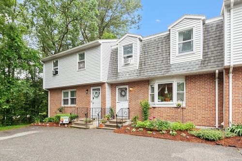 unit-2-10 Nichols St, Jefferson, MA, 01522-1561 | Card Image