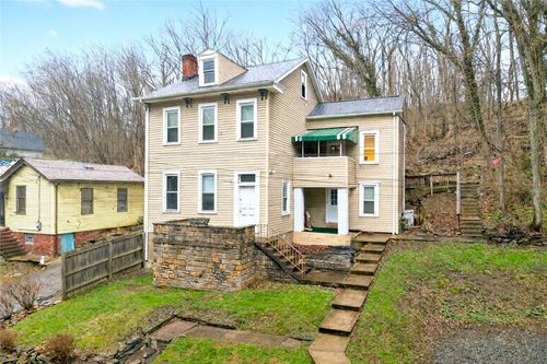 708 Seavey Rd, Pittsburgh, PA, 15209-1810 | Card Image