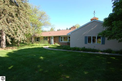 134 Doral Drive, Cadillac, MI, 48640 | Card Image