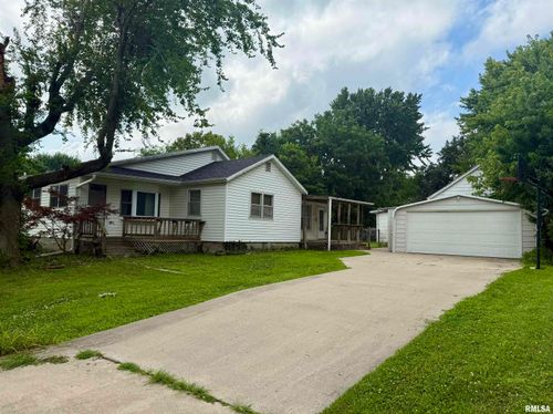 106 W Edwards St, Payson, IL, 62360-1058 | Card Image