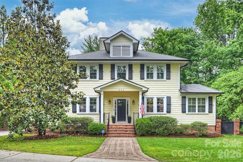 614 Olde Cotswold Ct, Charlotte, NC, 28211-3281 | Card Image