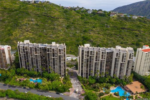 212h-521 Hahaione St, Honolulu, HI, 96825-1456 | Card Image