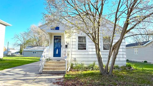 224 13th St Se, Mason City, IA, 50401-5904 | Card Image