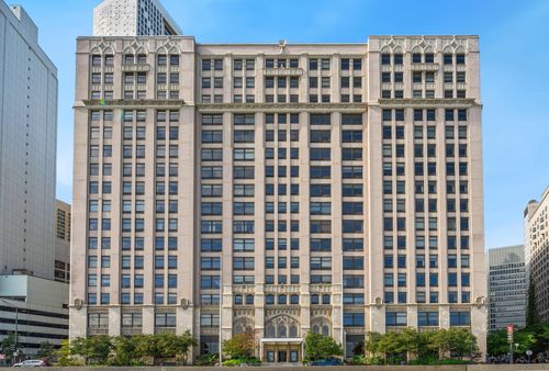 p7-74-680 N Lake Shore Drive, Chicago, IL, 60611 | Card Image