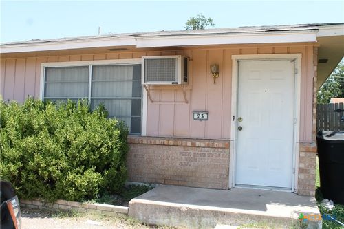 23-25 N 43rd St, Temple, TX, 76504-3910 | Card Image