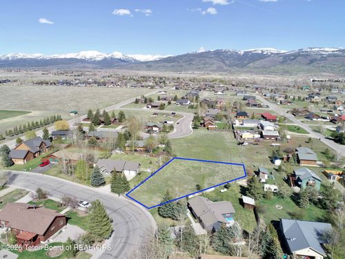 660 Appaloosa Trl, Driggs, ID, 83422-5156 | Card Image