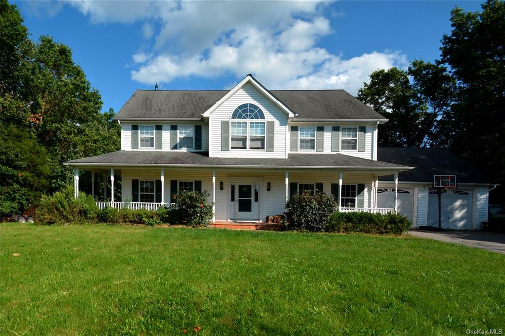 Woodridge Dr, Chester, NY 10918
