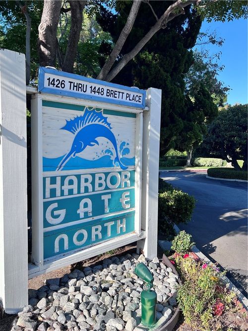 77-1432 Brett Pl, San Pedro, CA, 90732-5097 | Card Image