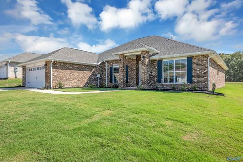 3023 Joseph Dr Se, Decatur, AL, 35603-5846 | Card Image