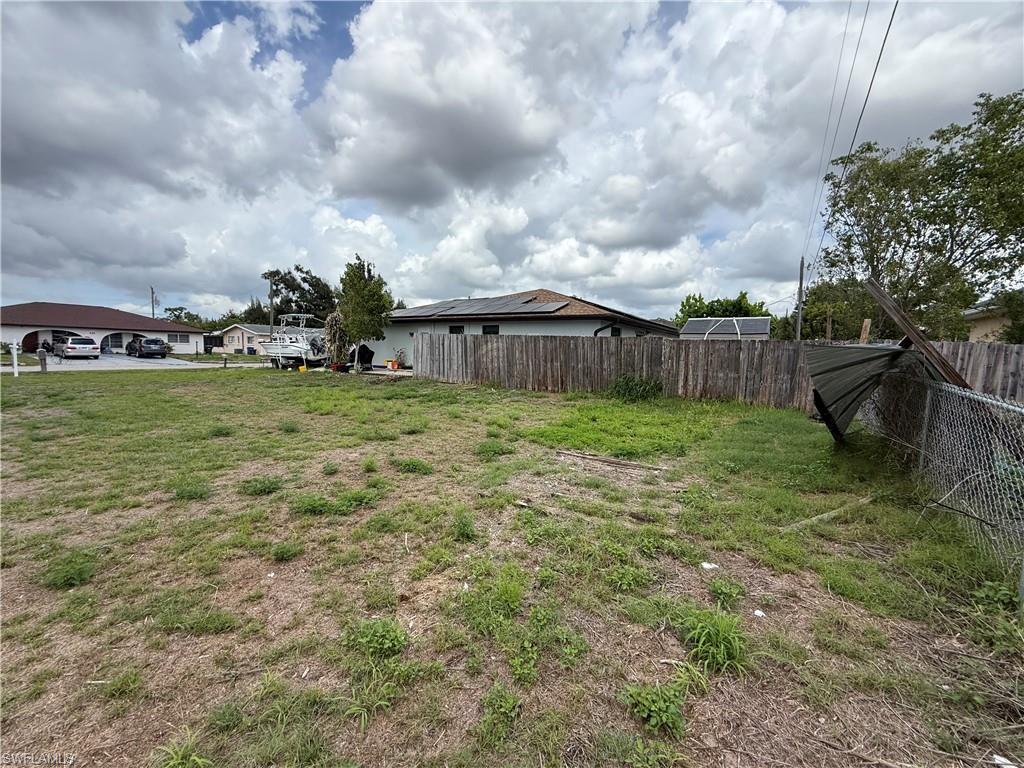 Land in NORTH PORT 4