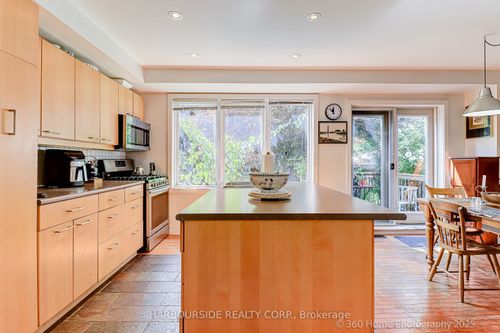 591 Broadway Ave, East York, ON, M4G2S4 | Card Image