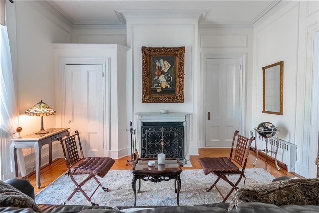 Residential Lease in Newport 2