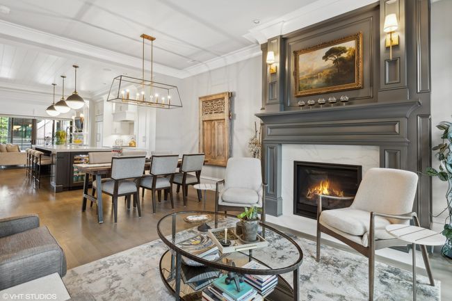 2 - 2633 N Mildred Ave, Condo with 4 bedrooms, 3 bathrooms and 1 parking in CHICAGO IL | Image 7