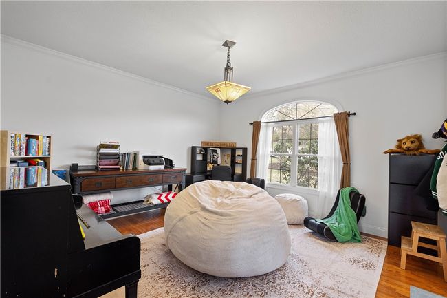 2021 Sterling Dr, House other with 4 bedrooms, 4 bathrooms and 3 parking in Mc Donald PA | Image 16