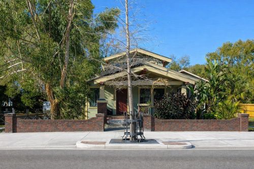 1018 E Columbus Dr, Tampa, FL, 33605-3333 | Card Image