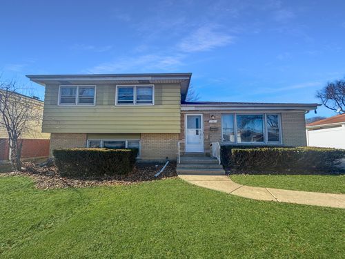 10 N Adams Dr, Addison, IL, 60101-3524 | Card Image