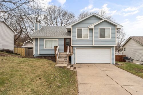 550 N 9th St, Carlisle, IA, 50047-7771 | Card Image