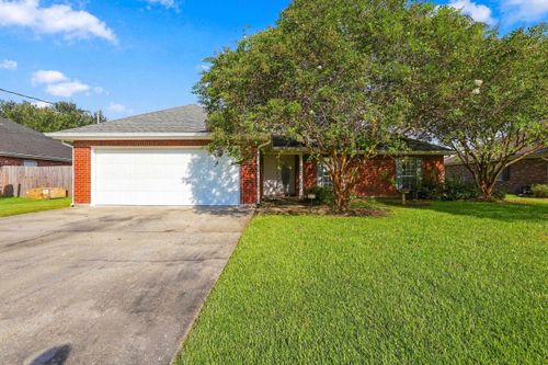 310 Aspen Dr, Raceland, LA, 70394-3863 | Card Image