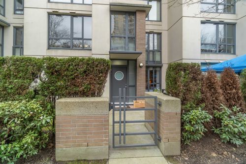 110-3588 Crowley Dr, Vancouver, BC, V5R6H3 | Card Image