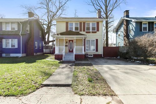 712 W Calvert St, South Bend, IN, 46613-1902 | Card Image