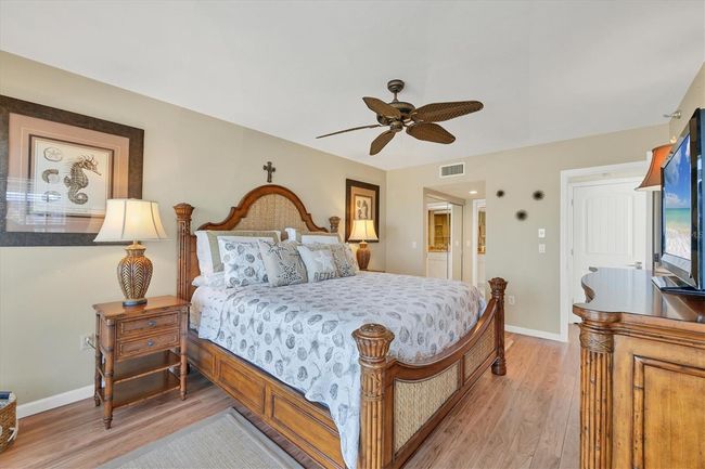 2813 - 7470 Palm Island Dr, Condo with 2 bedrooms, 2 bathrooms and null parking in PLACIDA FL | Image 33