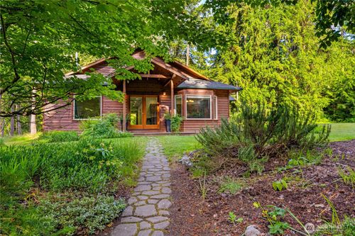 42 Tarte Rd, Friday Harbor, WA, 98250-7006 | Card Image