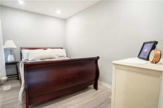 266 13 Th Concession Rd, House other with 4 bedrooms, 1 bathrooms and 7 parking in Scotland ON | Image 7