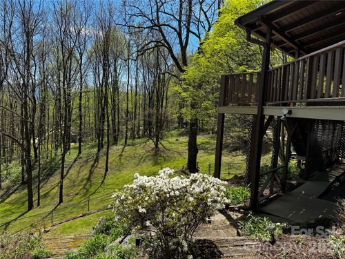 1618 Walnut Creek Rd, Waynesville, NC, 28786-7739 | Card Image