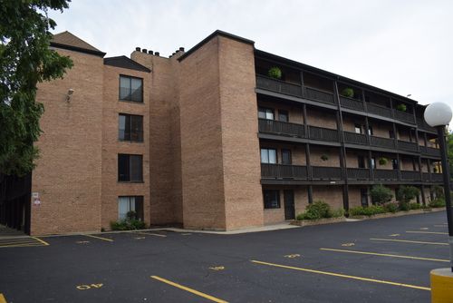 n306a-460 Main St, Wauconda, IL, 60084-1768 | Card Image