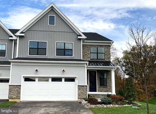 32-47 Mill Creek Dr, DOYLESTOWN, PA, 18901-2665 | Card Image