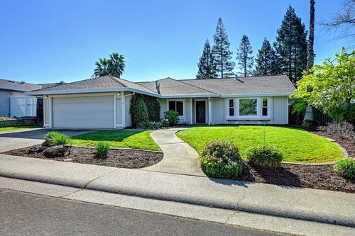 609 Willow Creek Dr, Folsom, CA, 95630-4855 | Card Image