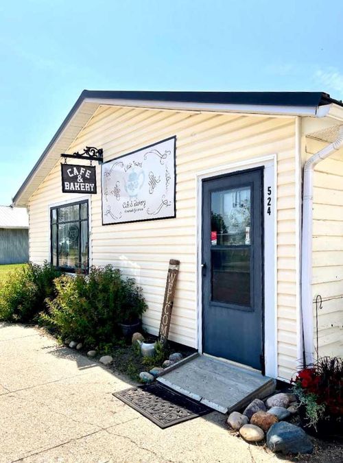524 Centre St, Rosemary, AB, T0J2W0 | Card Image