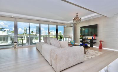 502 - 321 Ocean Dr, Condo with 3 bedrooms, 3 bathrooms and null parking in Miami Beach FL | Image 3