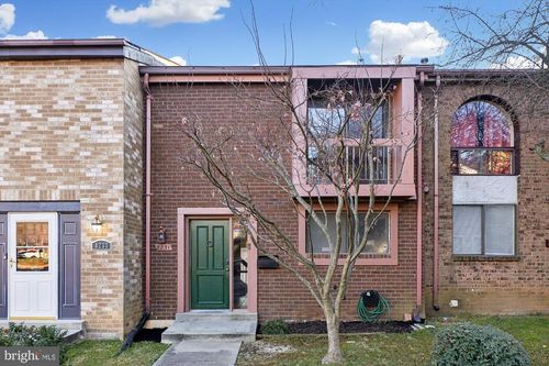 8231 Canning Ter, GREENBELT, MD, 20770-2705 | Card Image