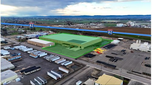 319 E South Hill Rd, Sunnyside, WA, 98944-8442 | Card Image