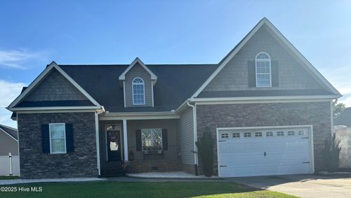 104 Pear Tree Ln, Pikeville, NC, 27863-9592 | Card Image