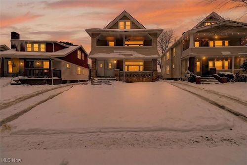 3264 W 130th St, Cleveland, OH, 44111-2505 | Card Image