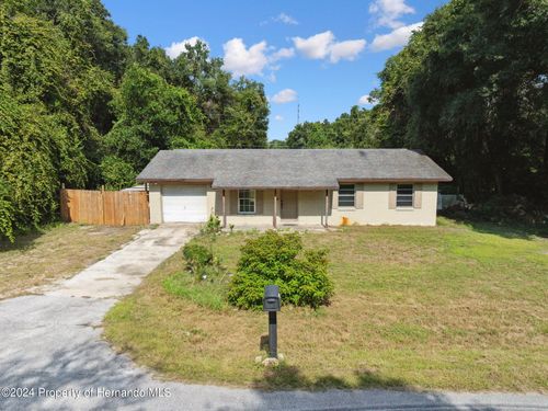 365 S Snapp Ave, Inverness, FL, 34453-0894 | Card Image