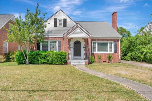 212 W 18th St, Lumberton, NC, 28358-3875 | Card Image