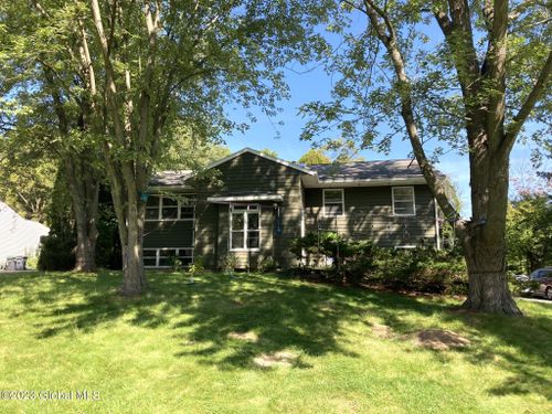 2175 Foxhill Drive, Niskayuna, NY, 12309 | Card Image