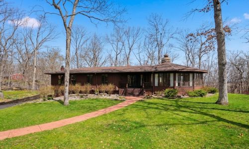 380 Center Rd, Palatine, IL, 60074-1016 | Card Image