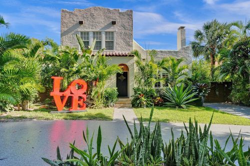 806 Sunset Rd, West Palm Beach, FL, 33401-7846 | Card Image
