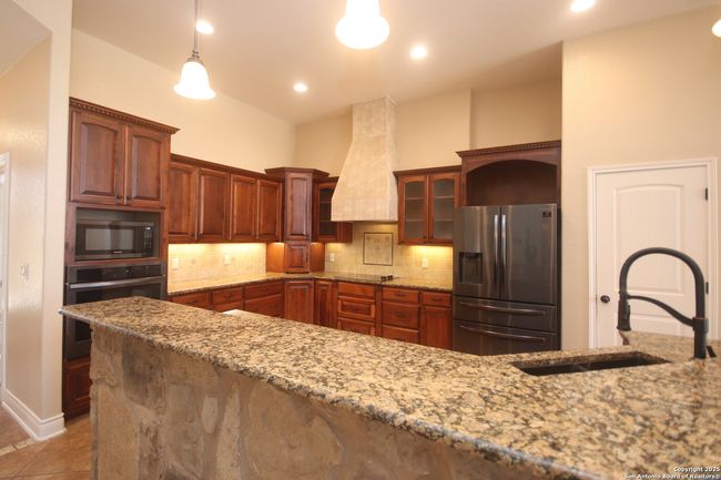 12709 Sherlock Ln, House other with 4 bedrooms, 3 bathrooms and null parking in Schertz TX | Image 14