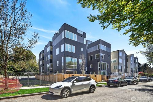 d-6318 41st Ave Sw, Seattle, WA, 98136-1812 | Card Image